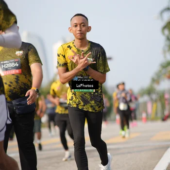 Runner Photo 6434863