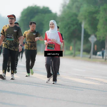 Runner Photo 6434872