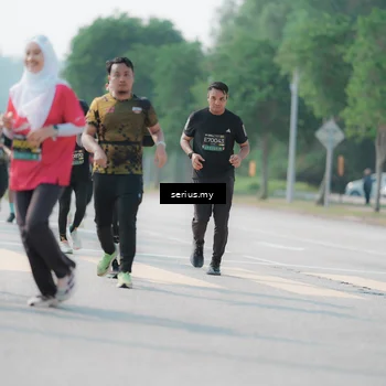 Runner Photo 6434874
