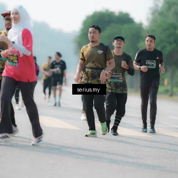 Runner Photo 6434877