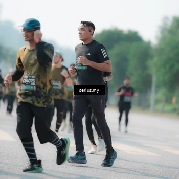 Runner Photo 6434921