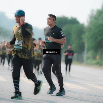 Runner Photo 6434923