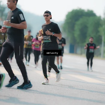 Runner Photo 6434944