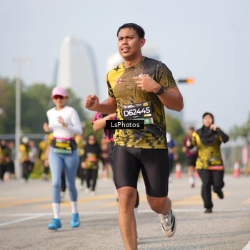 Runner Photo 6434973