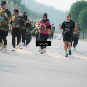 Runner Photo 6434985