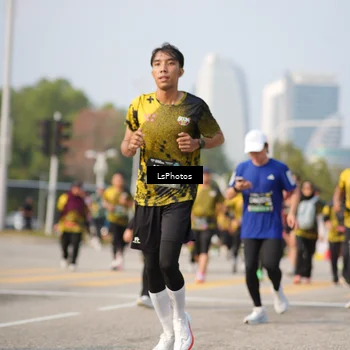 Runner Photo 6434995