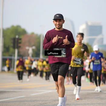 Runner Photo 6434998