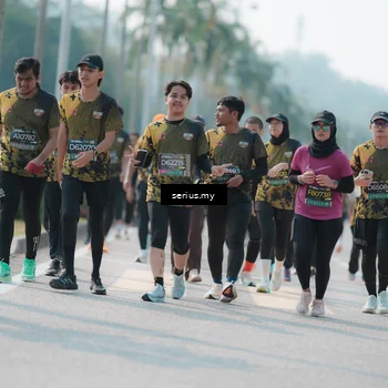 Runner Photo 6434999
