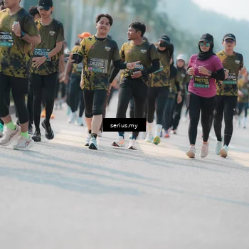 Runner Photo 6435020