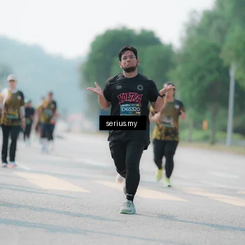 Runner Photo 6435034