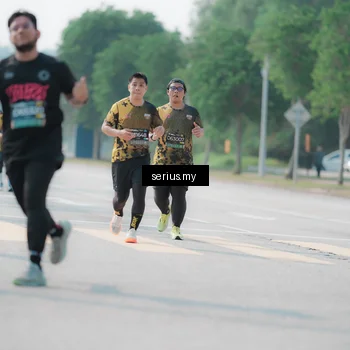 Runner Photo 6435050