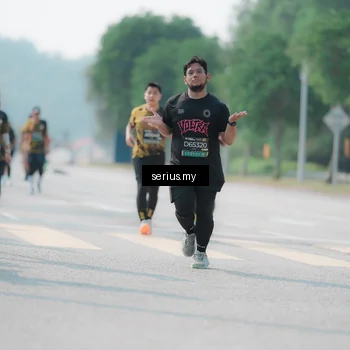 Runner Photo 6435066