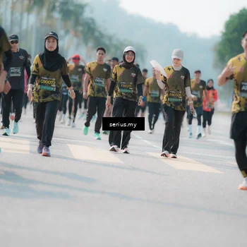 Runner Photo 6435096