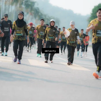 Runner Photo 6435102