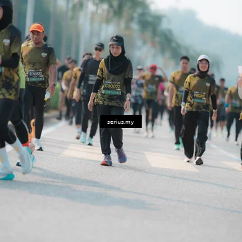 Runner Photo 6435106