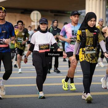 Runner Photo 6435119