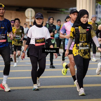 Runner Photo 6435120