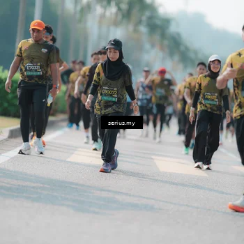 Runner Photo 6435123