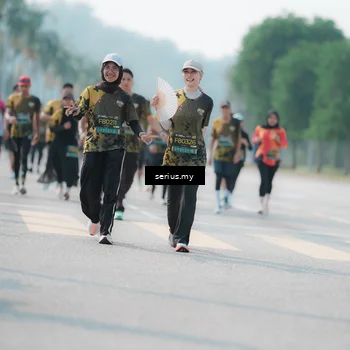 Runner Photo 6435128