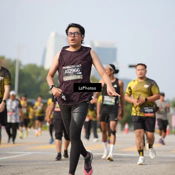 Runner Photo 6435134