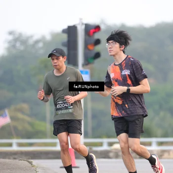 Runner Photo 6435145