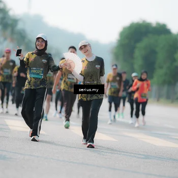 Runner Photo 6435153