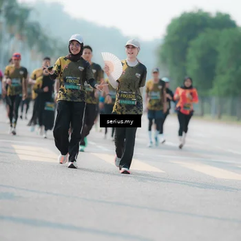 Runner Photo 6435159