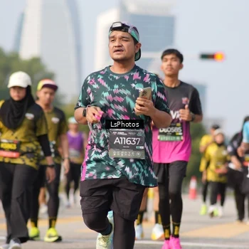 Runner Photo 6435179
