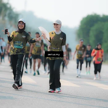 Runner Photo 6435181