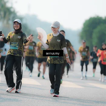 Runner Photo 6435215