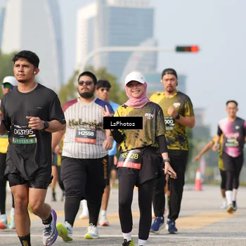 Runner Photo 6435220