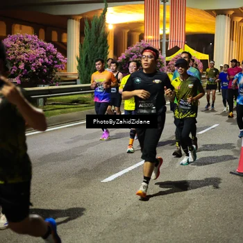 Runner Photo 6435221