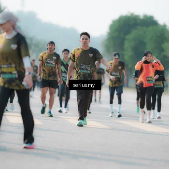 Runner Photo 6435242