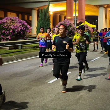 Runner Photo 6435257