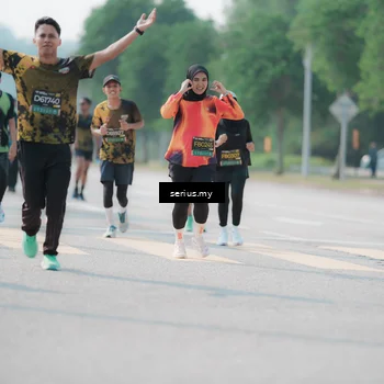Runner Photo 6435264