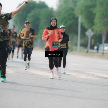 Runner Photo 6435289