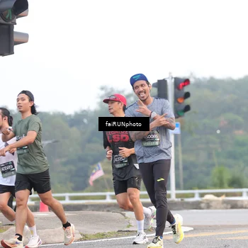 Runner Photo 6435294