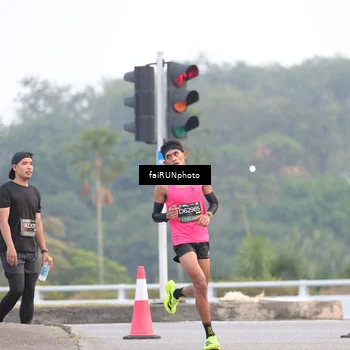 Runner Photo 6435299