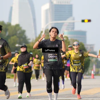 Runner Photo 6435319