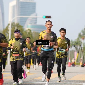 Runner Photo 6435341