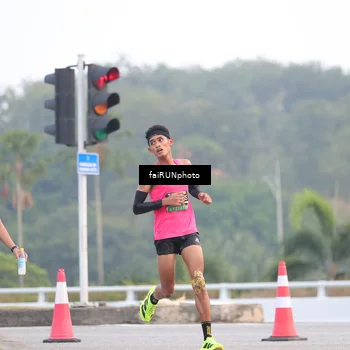 Runner Photo 6435352