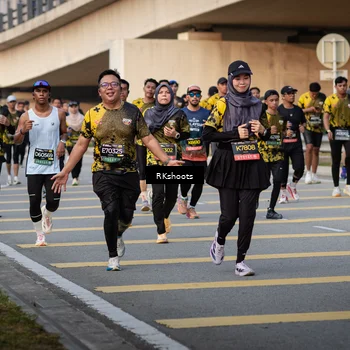 Runner Photo 6435368