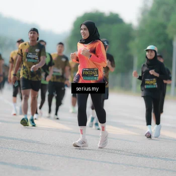 Runner Photo 6435373