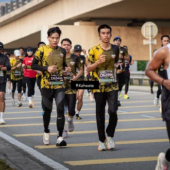 Runner Photo 6435374