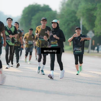 Runner Photo 6435381