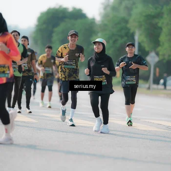 Runner Photo 6435393