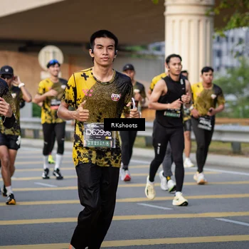 Runner Photo 6435400