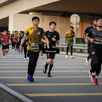 Runner Photo 6435406