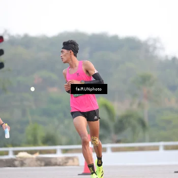 Runner Photo 6435414