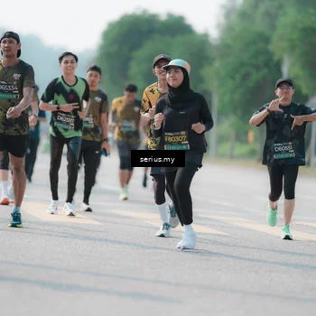 Runner Photo 6435425